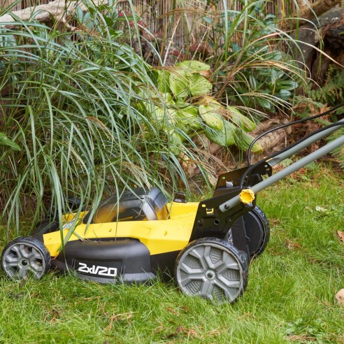 Rasaerba mulching semovente a batteria 18V Brushless Stanley V20 SFMCMWS251B-XJ