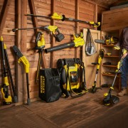 Set caricabatterie con batteria 18V 4A Stanley V20 SFMCB14M1-QW