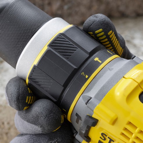 Trapano avvitatore a percussione Brushless 18V Stanley Fatmax V20 SFMCD721B-XJ