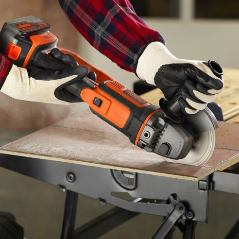 Smerigliatrice angolare a batteria 18V 125 mm PowerConnect Black + Decker BCG720N-XJ