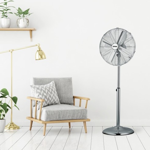 Ventilatore a piantana Ø 40cm cromato Zephir PF40CR ambientato