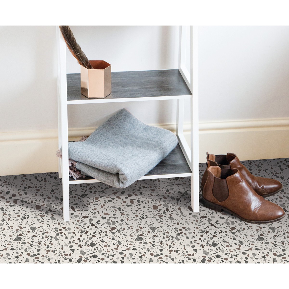 DAJAVE 40 Piastrelle Autoadesive In Vinile Effetto Marmo, 30x30 Cm, Per Pavimenti Di Bagno, Cucina E Soggiorno, Facili Da Pulire - 3