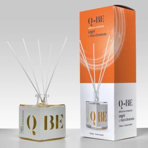 Diffusore ambiente Q-BE fragranza Legni & Fiori D'Arancio 500ml