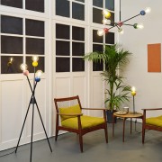 Lampada da tavolo Ledvance Decor Bubble multicolor ambientata