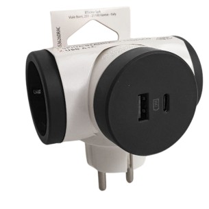 Adattatore rotante schuko con USB C USB A e 2 prese 16A Bticino S3626DRAC
