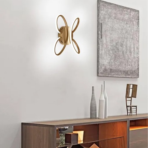 Applique LED design Fiore Champagne, 1750 lumen ambientato