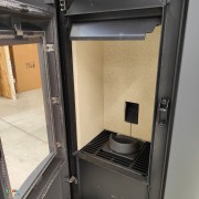 Stufa a pellet ventilata canalizzata Yung 130++ EK63 camera di combustione