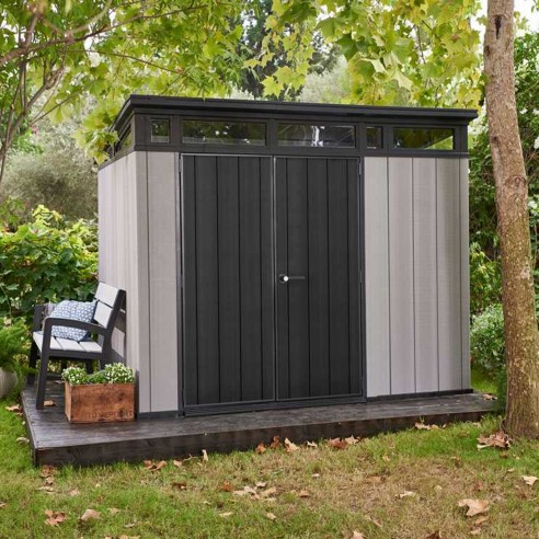 Casetta da giardino Artisan 9x7  ambientata