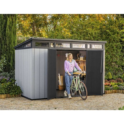 Keter casetta da giardino Artisan 11x7 grigio ambientata