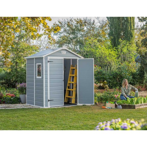 Keter casetta da giardino Manor 6x5 grigio ambientata