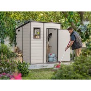 Keter casetta da giardino Manor Pent 6x6 beige ambientata