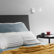 Applique LED Kepler in metallo bianco acciaio braccio flessibile 3W, 3000K