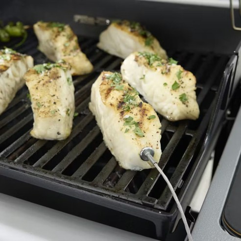 Weber Barbecue a Gas Smart Spirit EPX-435R Stealth Edition (4 Bruciatori, Sear Zone, Girarrosto, Wi-Fi) sonda cablata