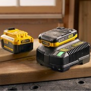 Stanley FATMAX SFMCB14-QW caricabatteria 18 V